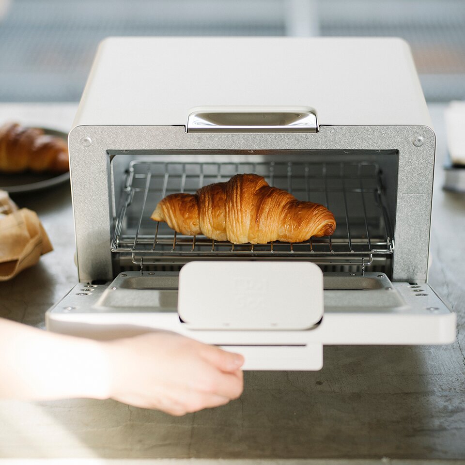 BALMUDA THE TOASTER - WHITE | TANGS Singapore
