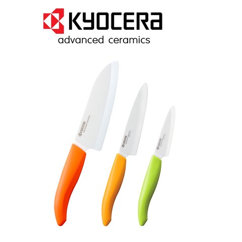 2 Kyocera ceramic knives 11 & 14cm + peeler + board