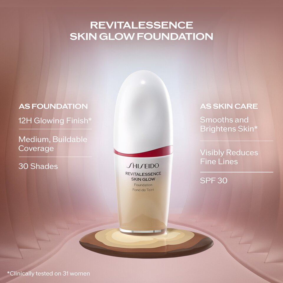 Shiseido Makeup RevitalEssence Skin Glow Foundation | TANGS Singapore