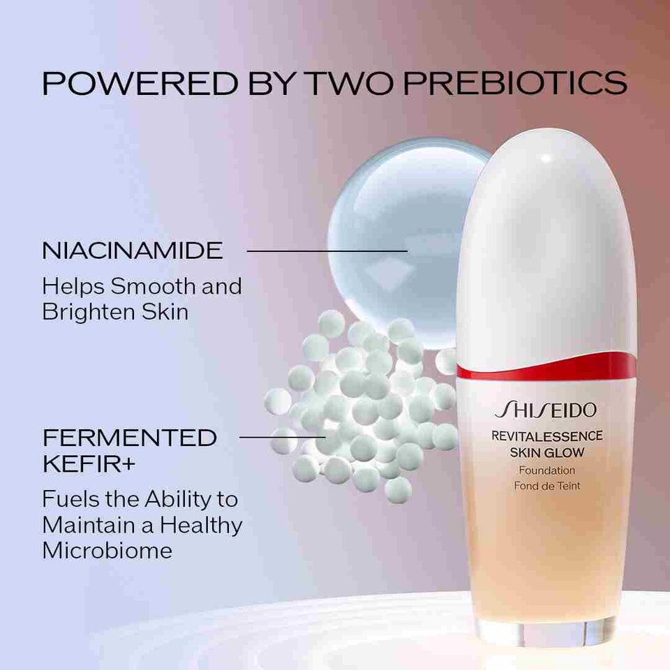 Shiseido Makeup RevitalEssence Skin Glow Foundation | TANGS Singapore